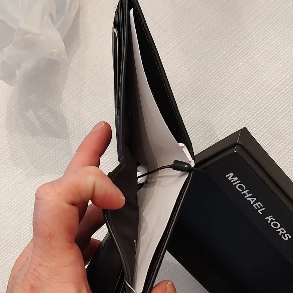 Michael Kors Mason Slim Fold Wallet